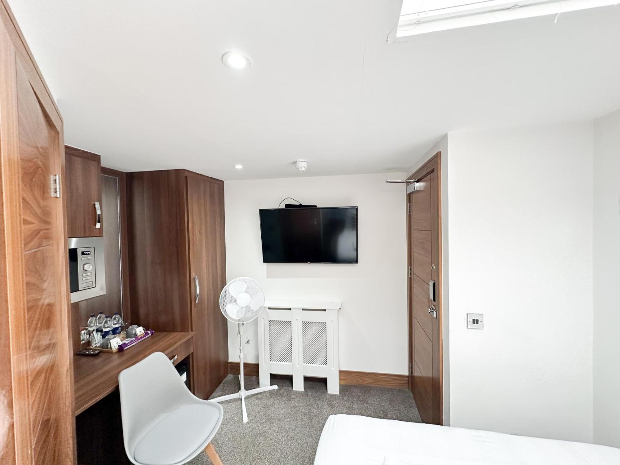 205 Earls Court Rooms Londra Esterno foto